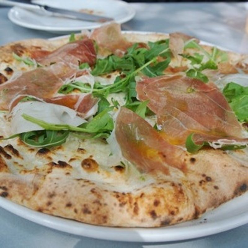 ピザ(La・Terrazza （ラ・テラッツァ 【旧店名】アクアパッツァテラス）)