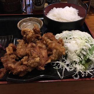 若鶏の唐揚げ定食(旬魚旬菜 きらく 新大阪)