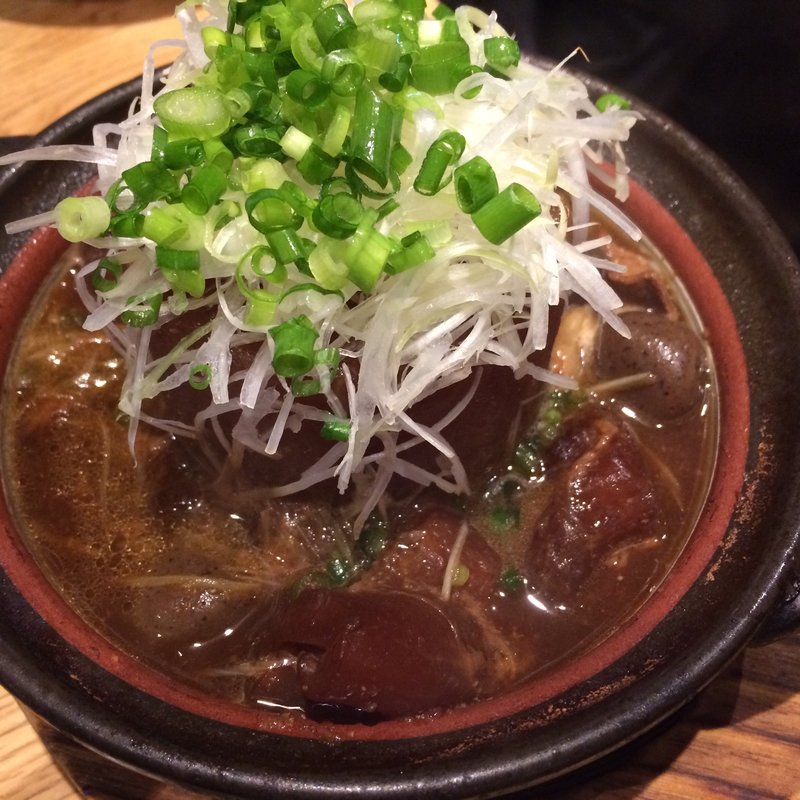 【銀政名物】大鍋で煮込んだ牛すじ大根(銀政 銀座数寄屋橋総本店 )