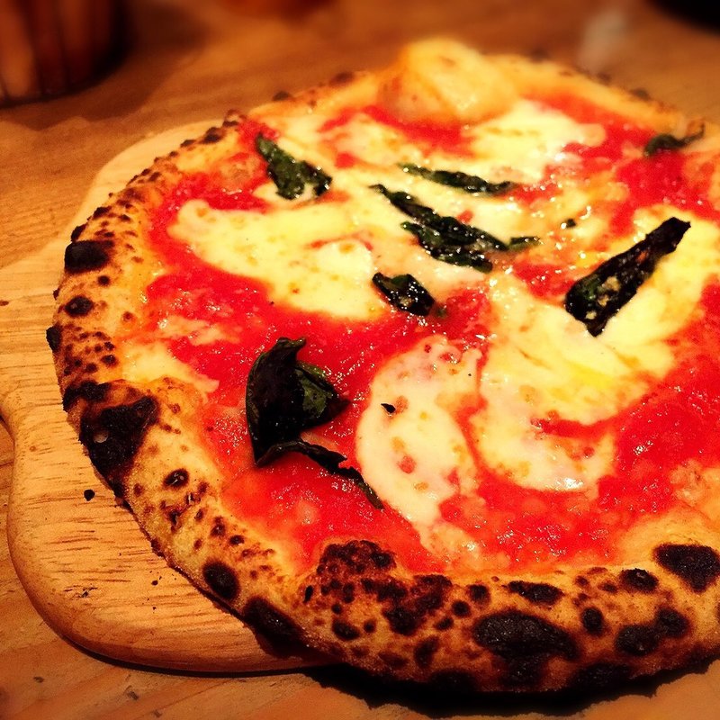 モッツァレラだらけ  マルゲリータ(LA COCORICO （ラ・ココリコ ）)