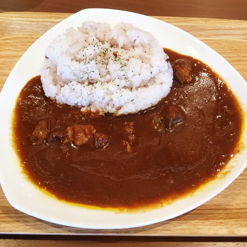 五穀入りごはんのインド風ビーフカレー(Cafe Nanの木 福岡女子大学店)