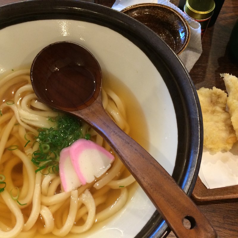 とり天うどん(うどん茶屋 志藤)