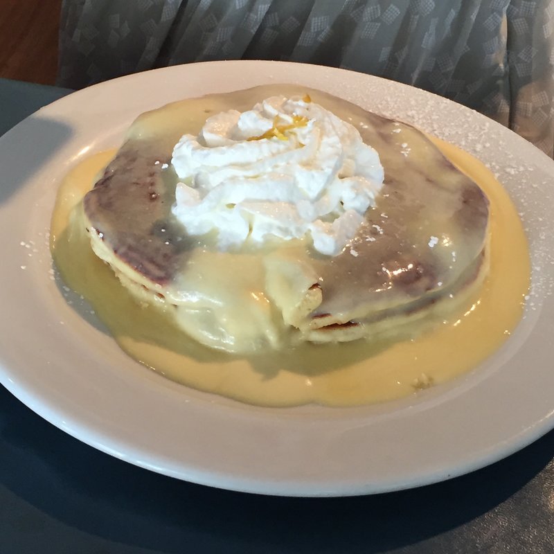 リリコイパンケーキ(Moke's Bread and Breakfast)