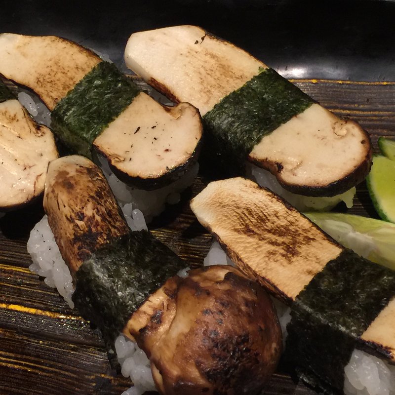 焼き松茸にぎり(にぎり長次郎 宝ヶ池店 )