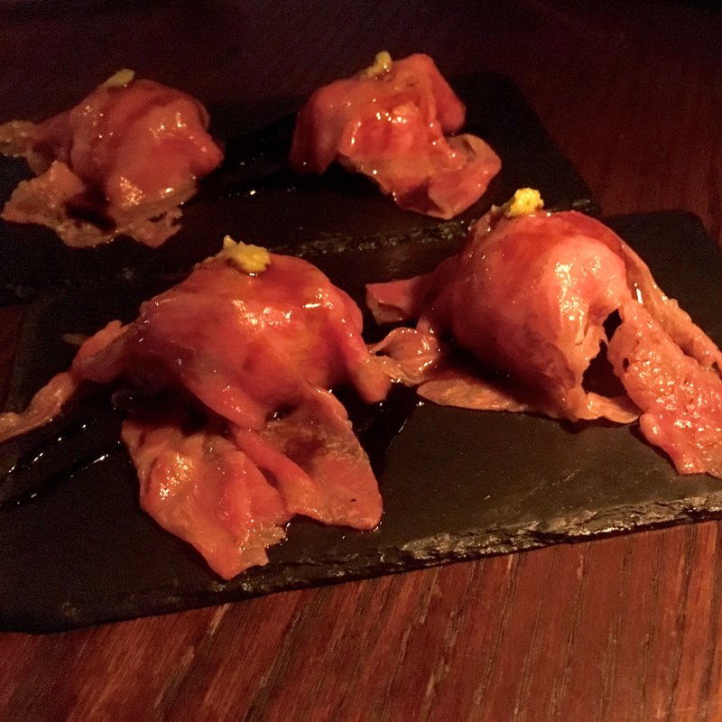 フォアグラ寿司(シクスバイオリエンタルホテル)