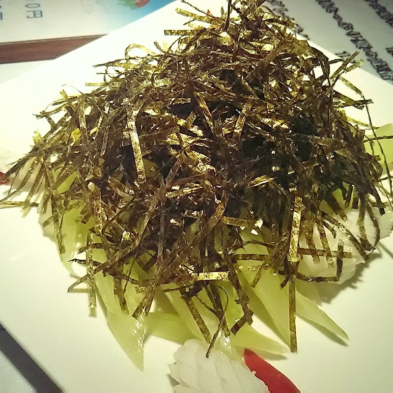 イカとセロリのサラダ(紫禁城 （しきんじょう SHI-KIN-JOU）)