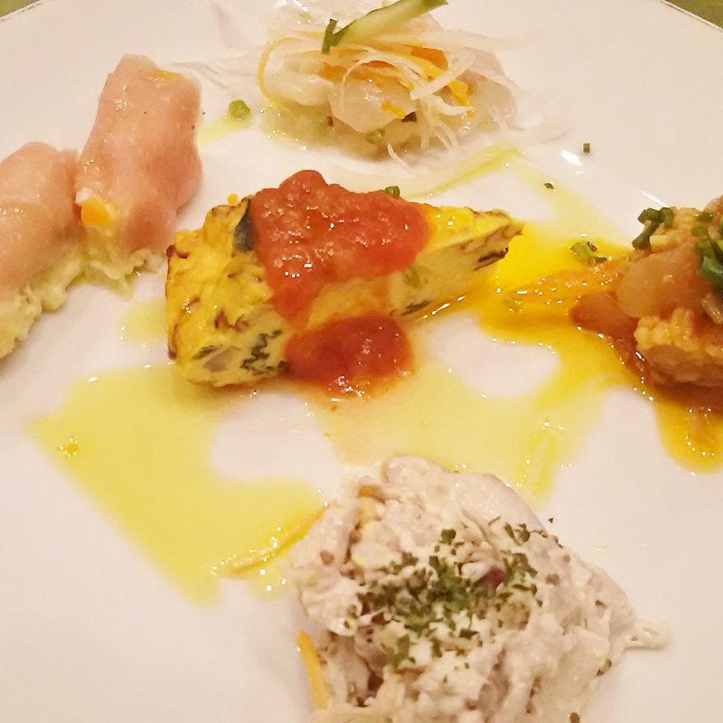 前菜の盛合せ（5種）(ウロンヤ 大磯店 )