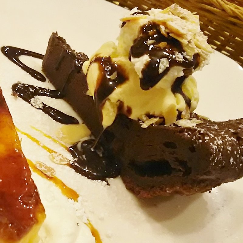 ラムレーズンのガトーショコラ(ウロンヤ 大磯店 )