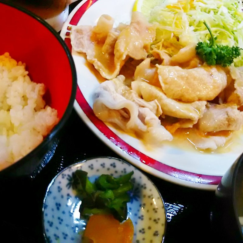 豚しゃぶ定食(居酒屋くろ兵衛)