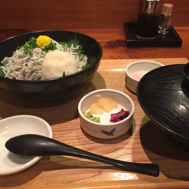 釜揚げシラス丼(沼津かねはち )