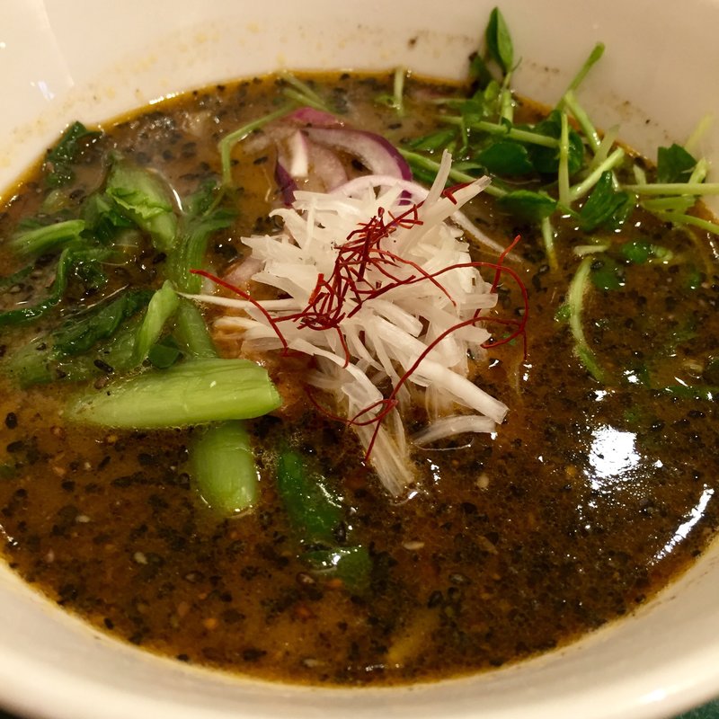 黒胡麻たんたん(T's たんたん グランスタ東京（京葉ストリートエリア）)