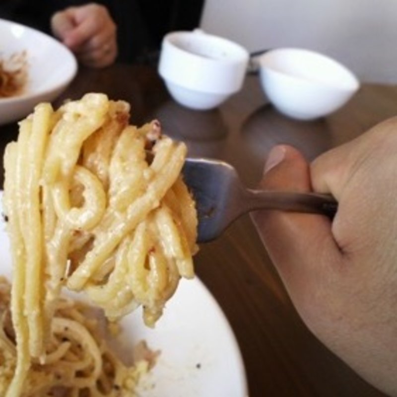 カルボ 中(カルボ)