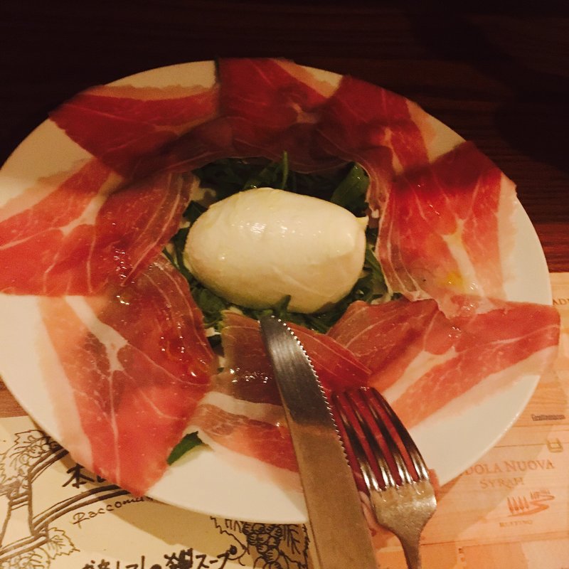 水牛モッツァレラ 生ハムとルッコラ  【数量限定!!】(RED PEPPER 恵比寿店)