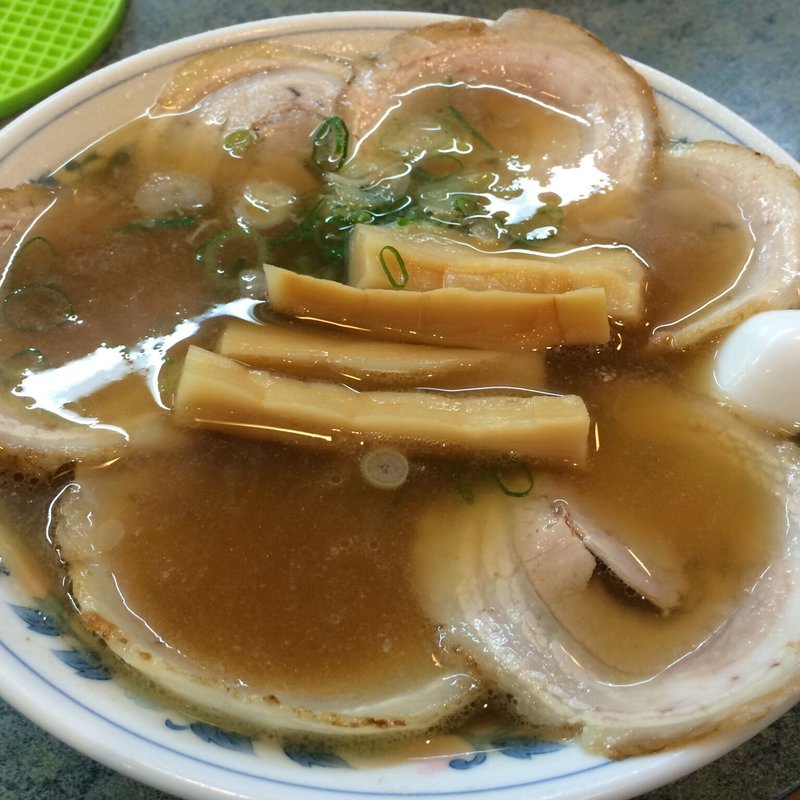 らーめん 焼豚多し(味楽)