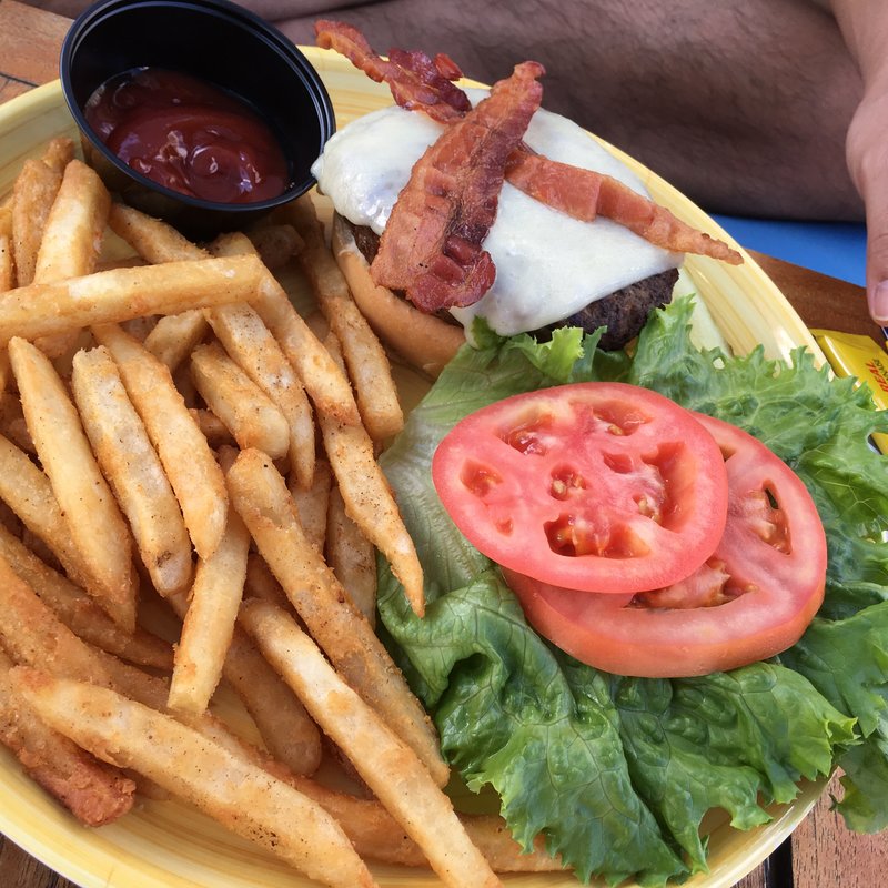 seaside burger(Plumeria Beach House)
