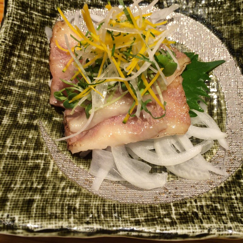 炙り刺し(菅乃屋ホルモン)