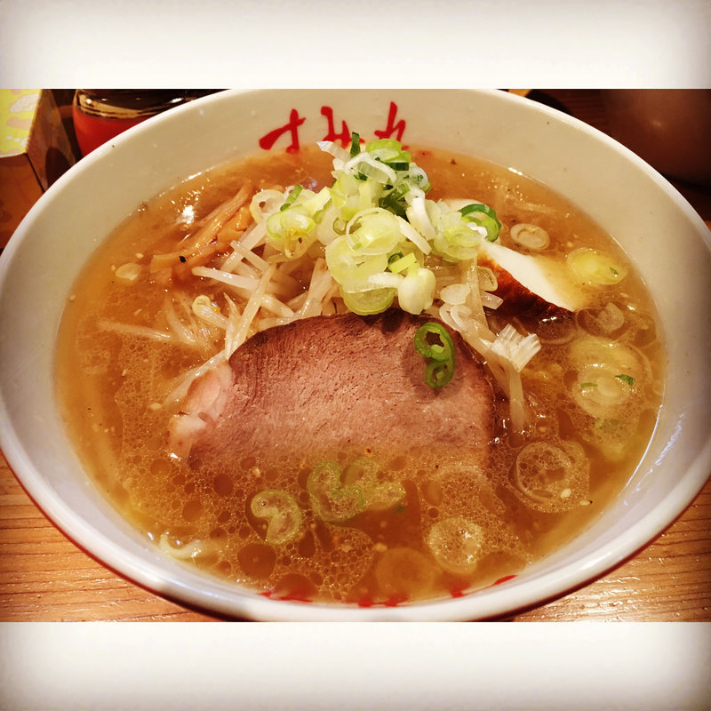 塩ラーメン(すみれ 大名店 )