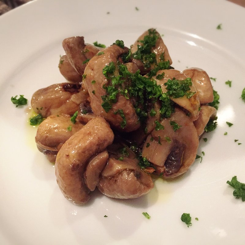 シャンピニオンマリネ(トルチュ ア ピエ)