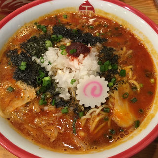 赤辛中華そば(玉・赤備（あかぞなえ）)