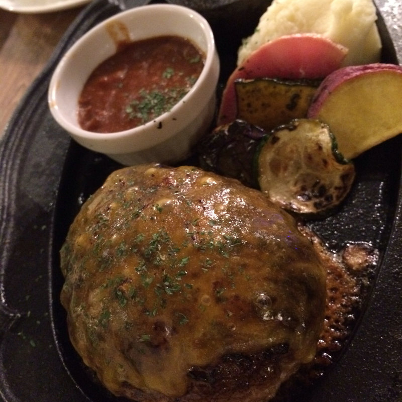 ハンバーグ チーズトッピング(GLOBAR)