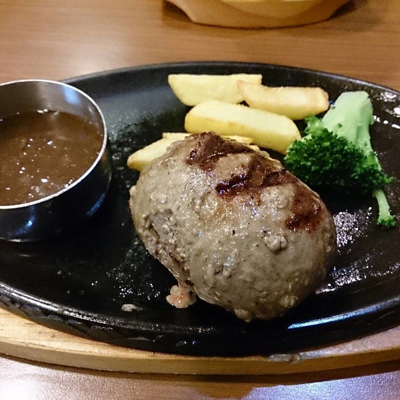 炙り大俵ハンバーグ150g(ビッグボーイ 中山店)