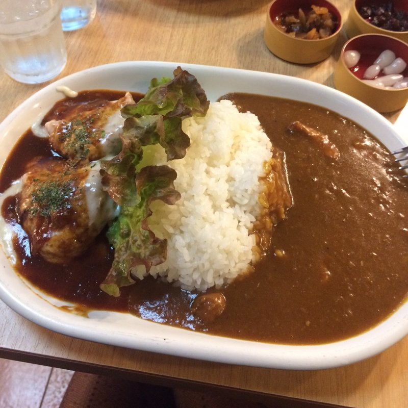 とろけるチーズメンチカツカレーライス(カレー専門店　パピー 元住吉駅前店 )