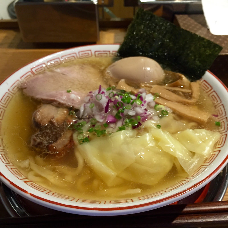 特製塩煮干しそば(中華そば 二階堂)