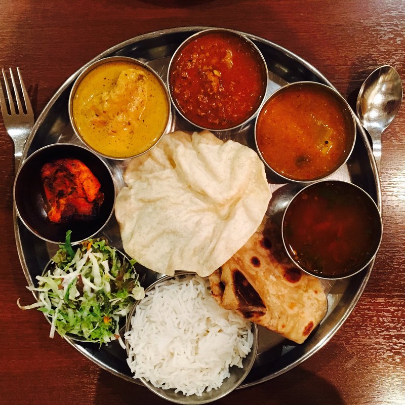 ランチミールス(ダクシン 八重洲店)