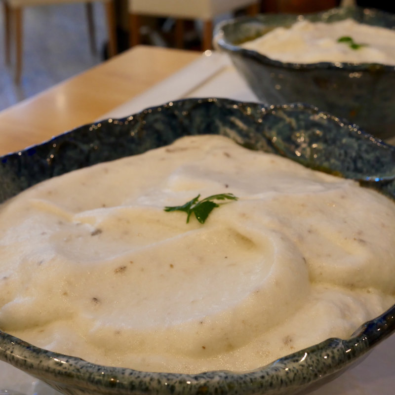 自然薯ムースの白いカレー蕎麦(九十九 （つくも）)
