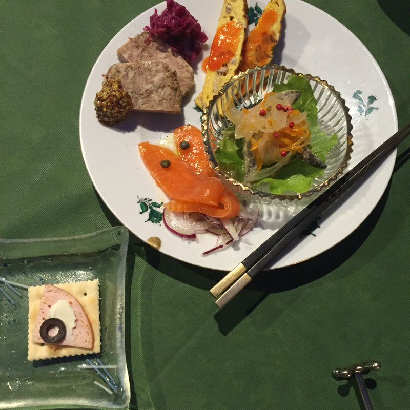 前菜の盛り合わせ(QUATRE SAISONS （クワトロ セゾン）)