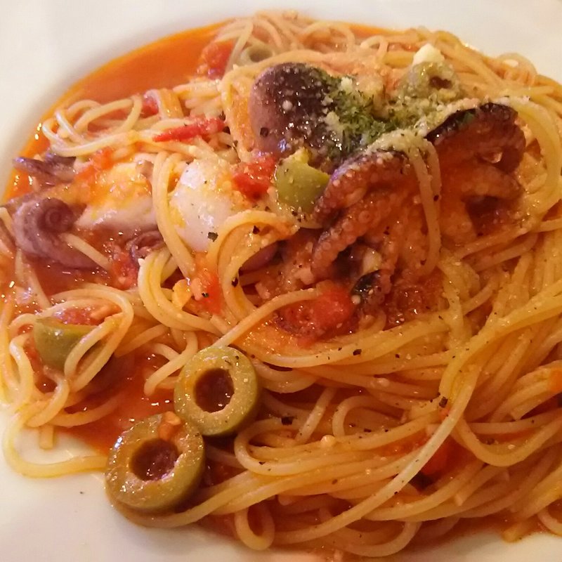 イイダコとオリーブのトマトソースパスタ(イタリアンダイニング アルベロ （ALBERO）)