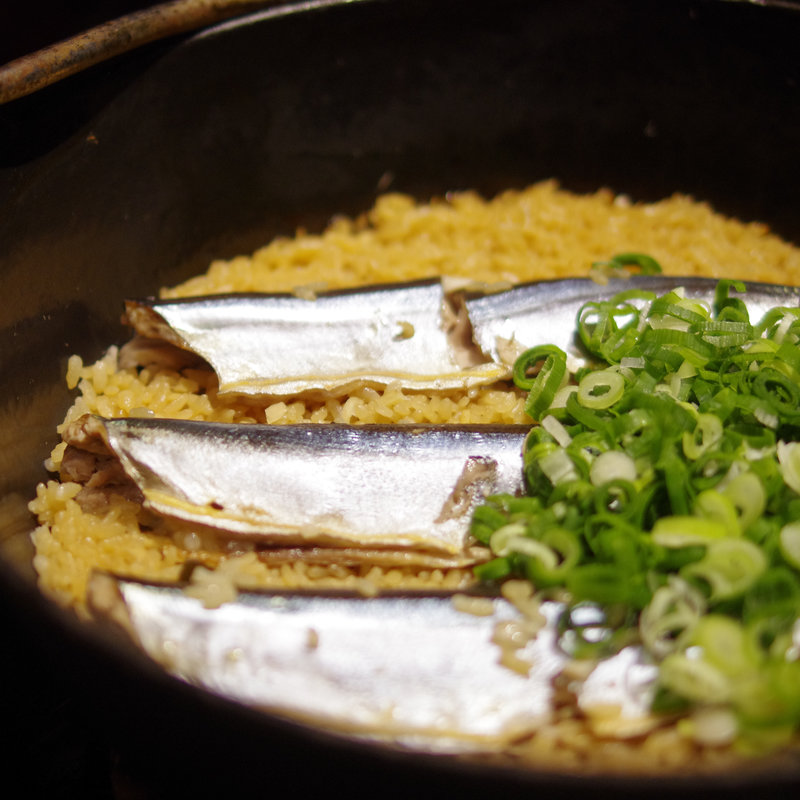 秋刀魚の炊き込み御飯