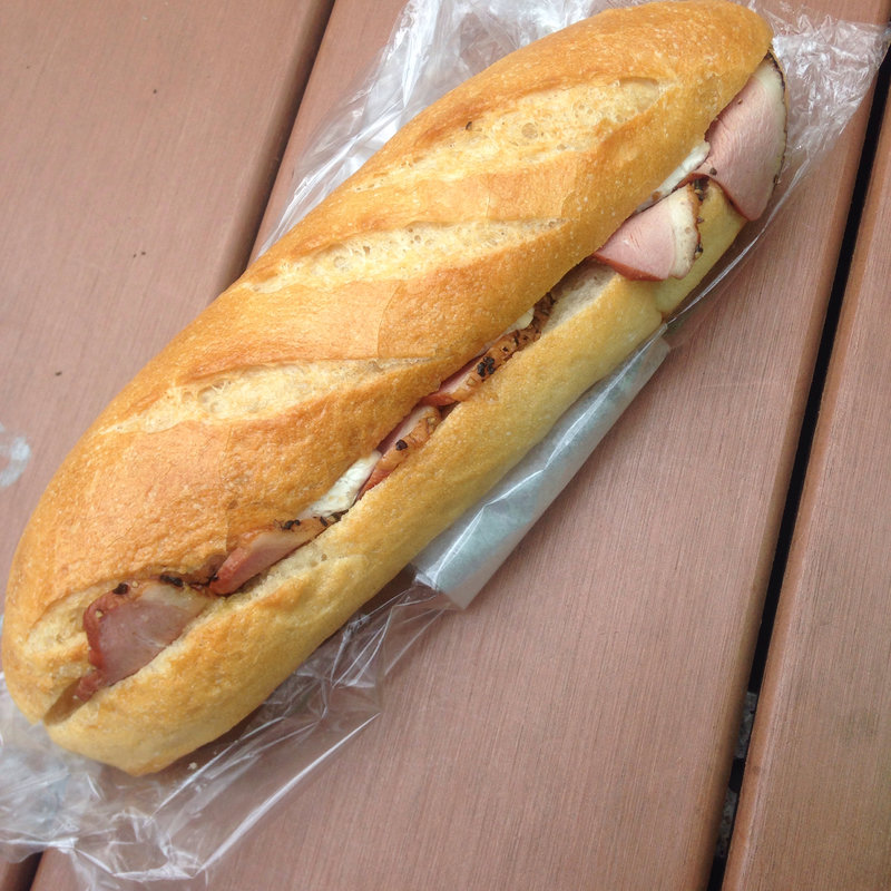 合鴨とカマンベールサンド(オー バカナル 東山 （AUX BACCHANALES）)