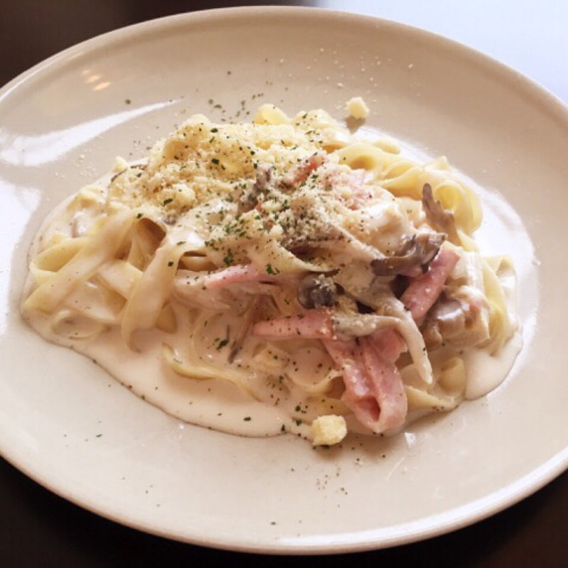 カルボナーラ(ピッコロマーゴ )