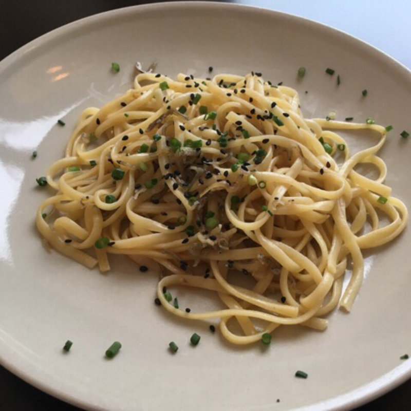 胡麻とじゃこの和風(ピッコロマーゴ )