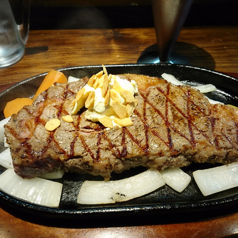 リブロース ステーキ 300g(立ち食いステーキGABURI)