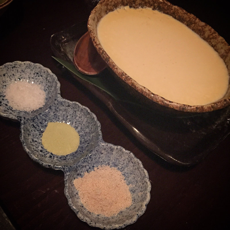 本店特製出来立ての豆腐(楽坐 京都本店 （らくざ）)