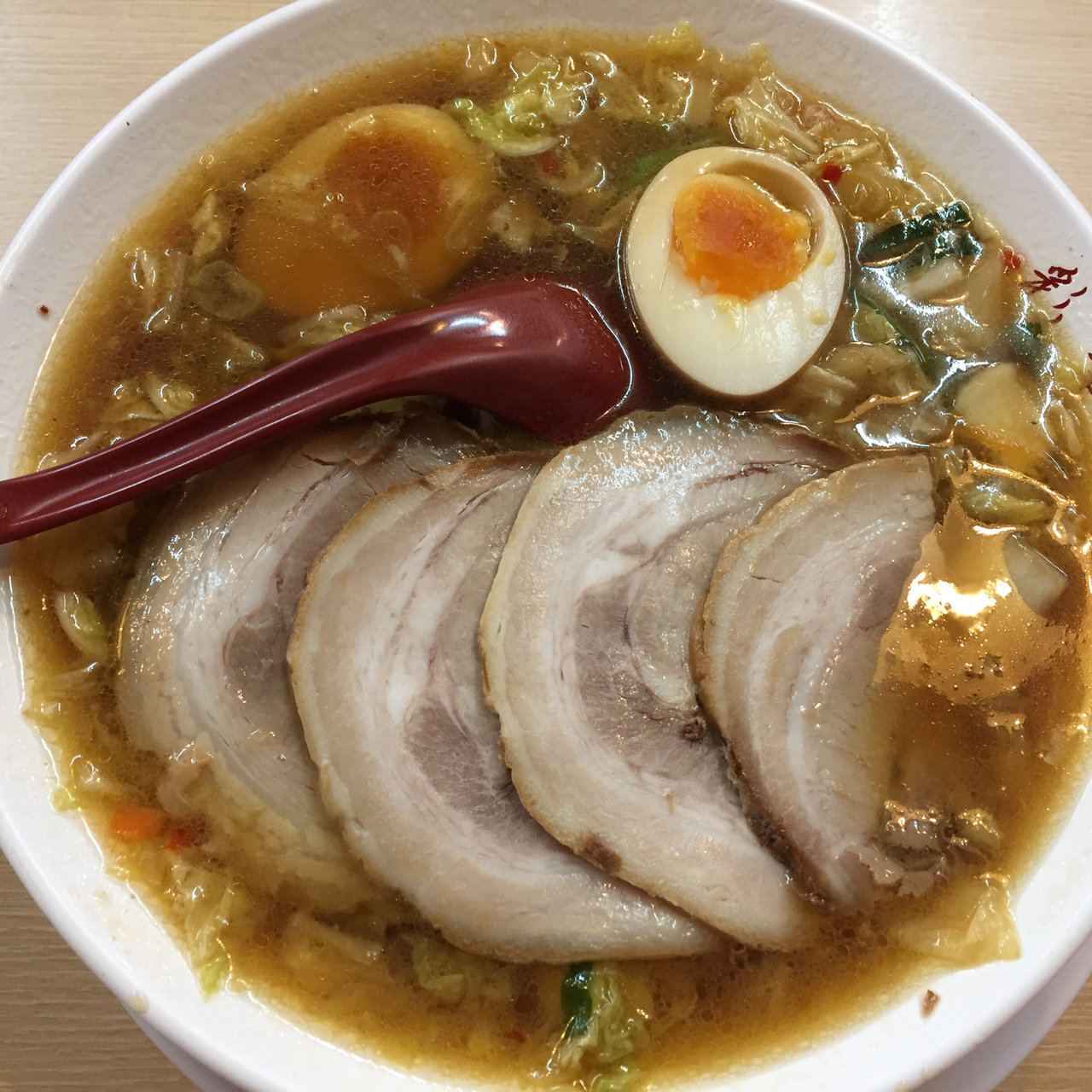 サイカラーメンバラチャーシュー入り煮卵トッピング(彩華