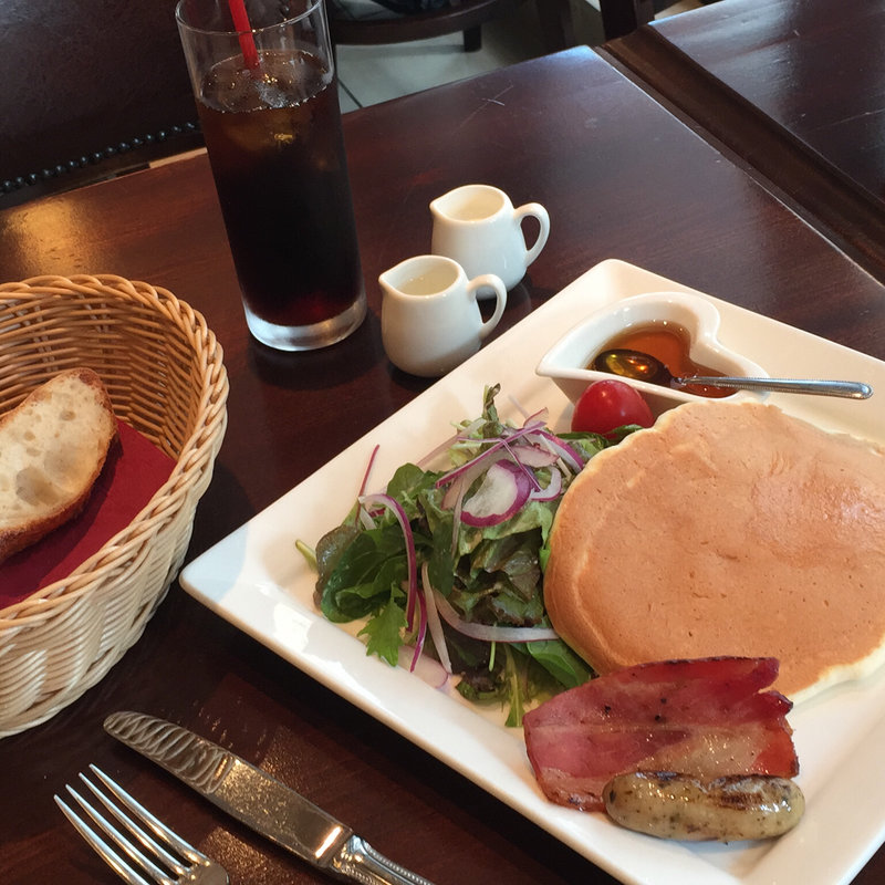 パンケーキ モーニングセット(ビストロアラドゥマンド)