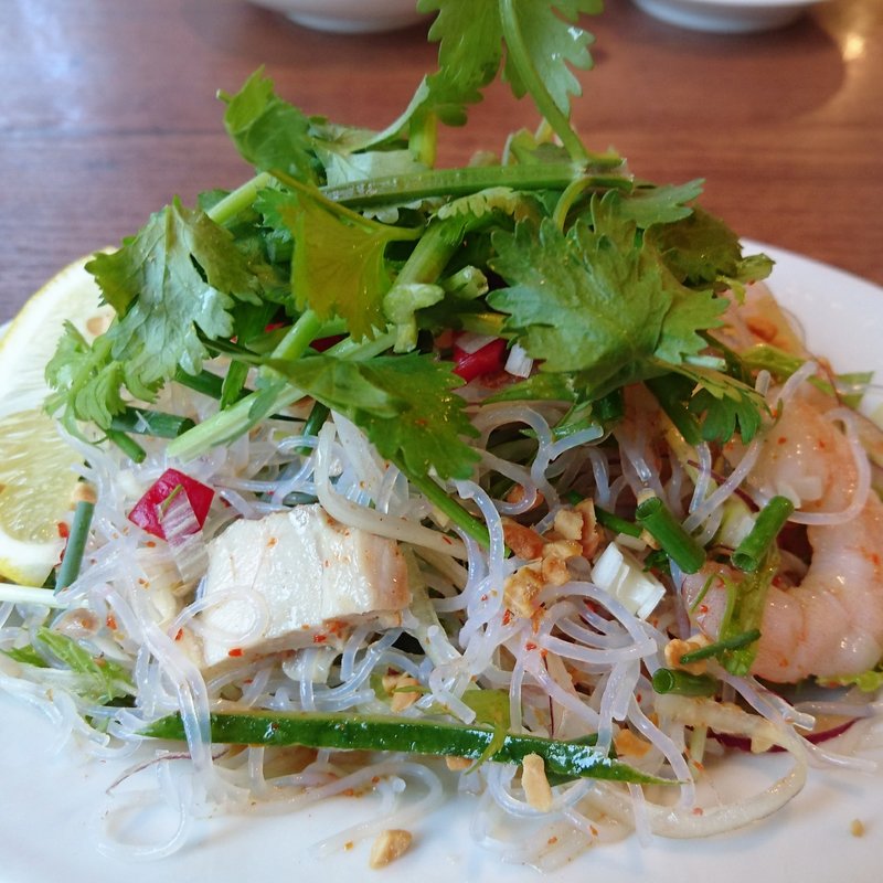 ヤムウンセン(餃子屋弐ノ弐警固店)