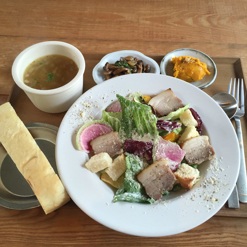 ほうじ茶スモークベーコンのシーザーサラダ(SAN)