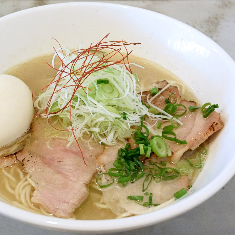 いりこらーめん塩+特製(銀のDaruma（銀のダルマ）)