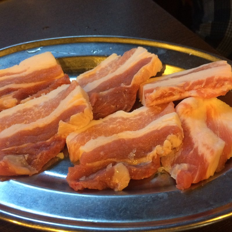 岩中豚(ホルモン青木 亀戸本店)