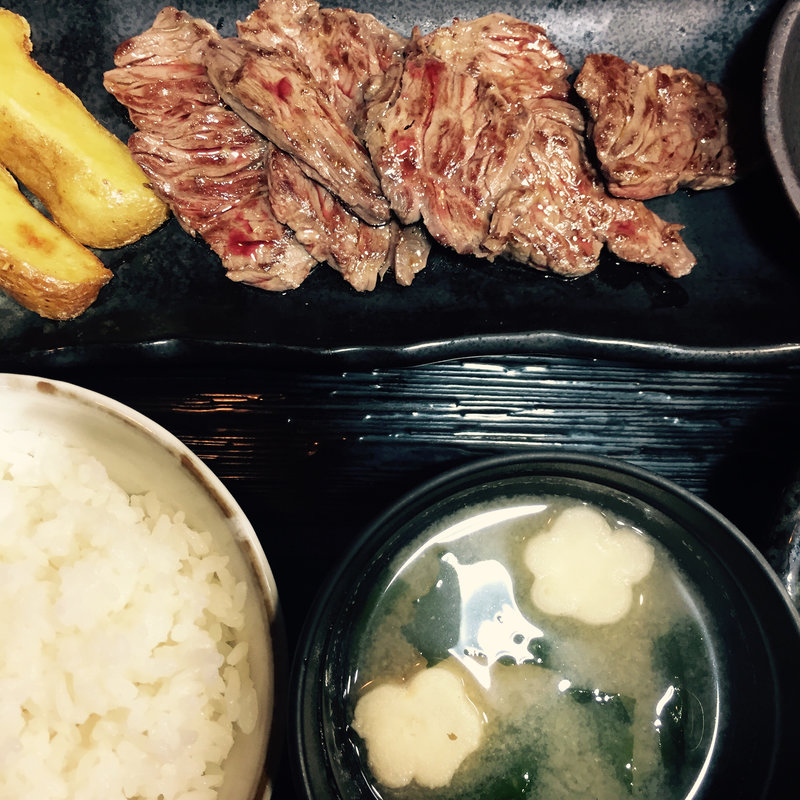 スタミナステーキset肉大盛り(ザ・ステーキ・バー)