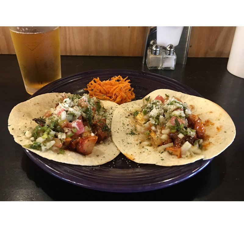 BBQチキンタコス(アーリーバーズ （EARLY BIRDS）)