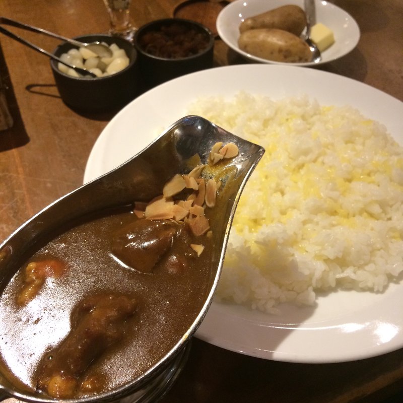 ミックスカレー（海老あさりチキン）(ガヴィアル )