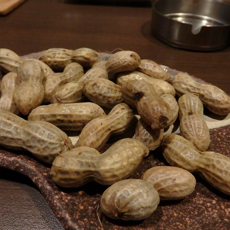 茹で落花生(Bar&Junk Mikaku)