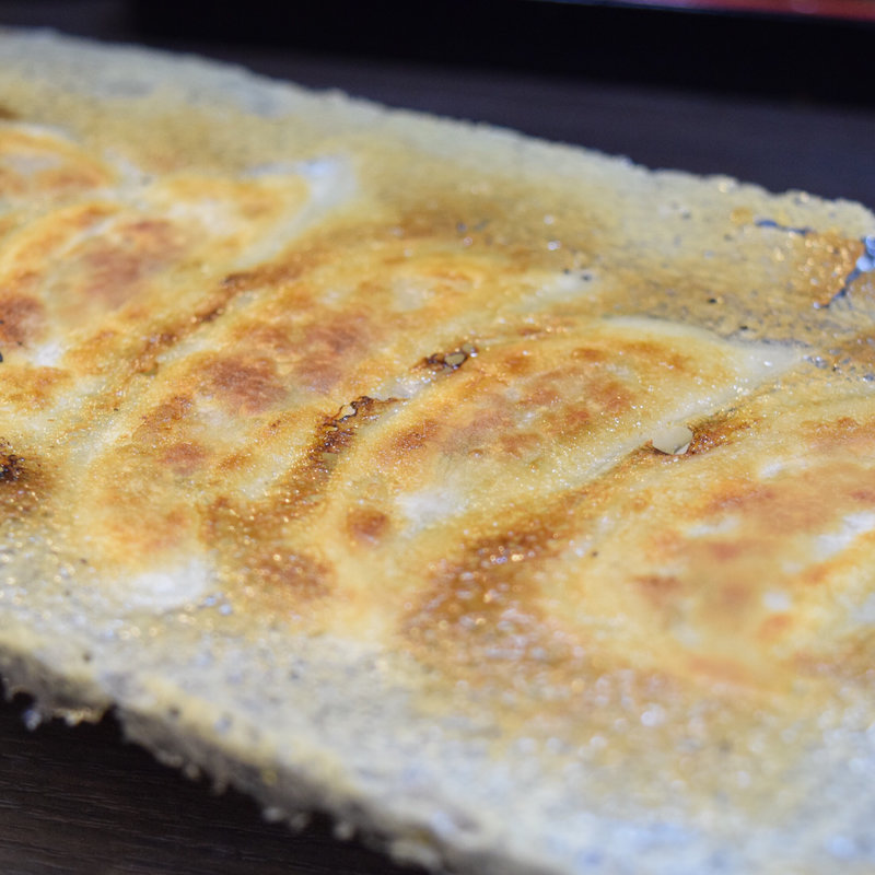 羽根つき餃子(餃子太郎 )