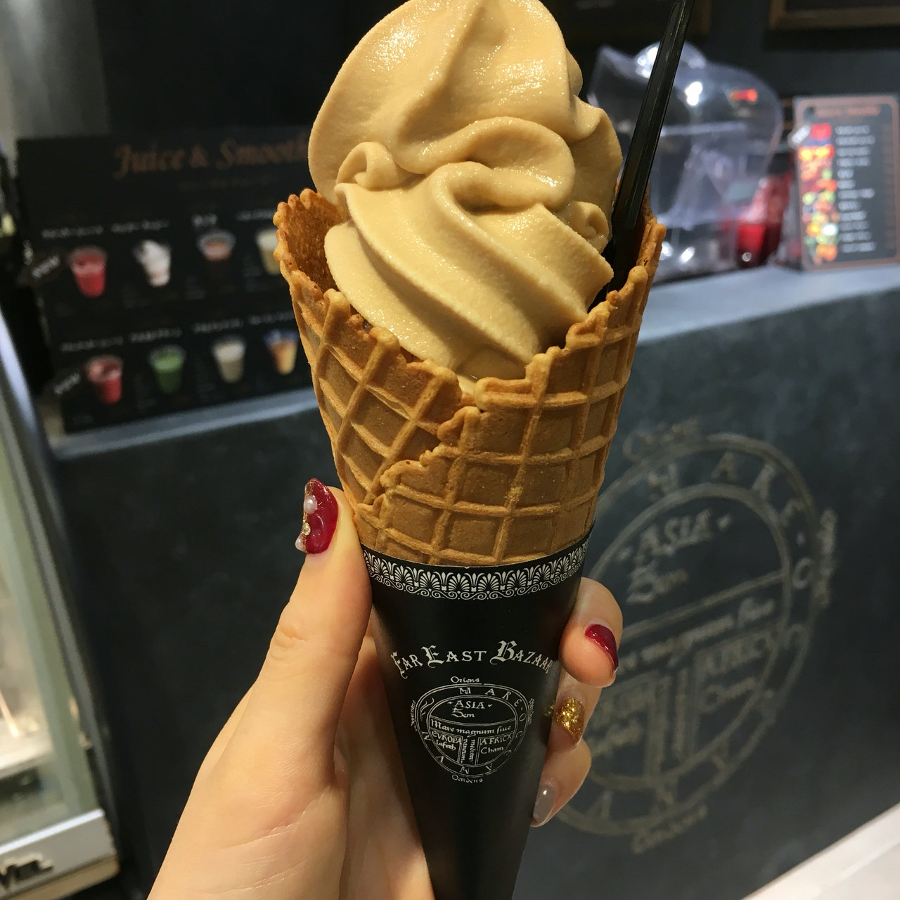 花蜜ソフトクリーム ファーイーストバザール 渋谷ヒカリエ店 の口コミ一覧 おいしい一皿が集まるグルメコミュニティサービス Sarah