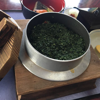 碾茶釜（てんちゃがま）(日本料理 魚寅)